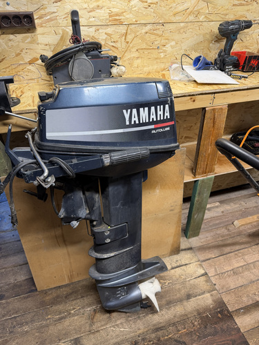 Лодочный мотор YAMAHA 20