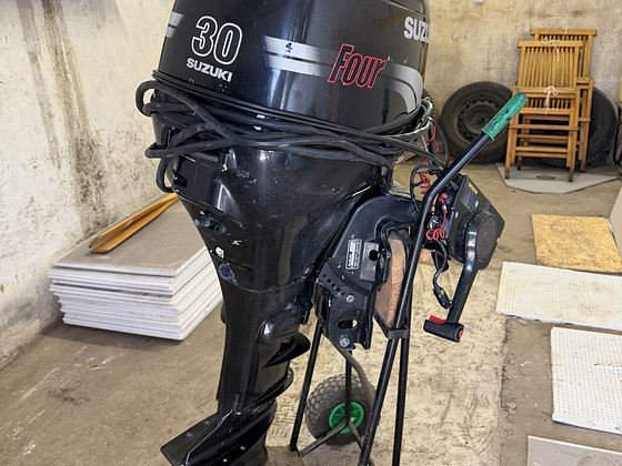 Paadimootor SUZUKI 30