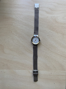 Женские часы Skagen (2 фото из 4)