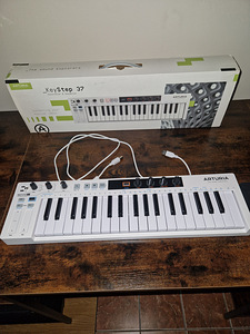 Arturia KeyStep 37 (mk1) (3 фото из 4)