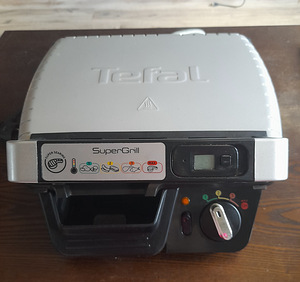 Tefal SuperGrill GC451 (1 foto / 2)