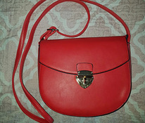 Красная сумочка, неиспользованная.