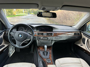BMW 320 2.0 135kW (9 foto / 10)