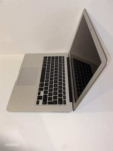 MacBook Air 2017, 13 дюймов, 256 ГБ, 8 ГБ ОЗУ (фото #3)