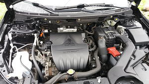 Mitsubishi Lancer (7 фото из 14)