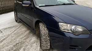 Субару легаси 4x4 (2 фото из 7)