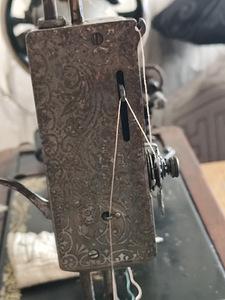Singeri õmblusmasin aastast 1911 (4 foto / 10)