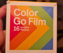 Polaroid. Color go film. 16