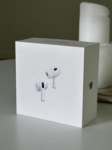 AirPods Pro 2 (1 фото из 10)