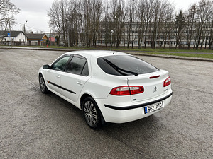Müüa Renault Laguna (8 foto / 11)