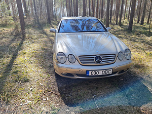 Mercedes benz cl500 (2 foto / 6)