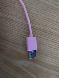 M: Razer Kraken Kitty - Roosa - Peakomplekt [UUED] (3 foto / 7)