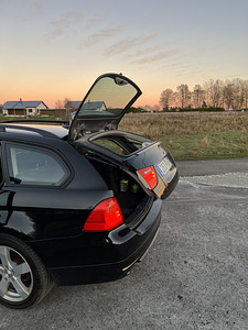 BMW e91 318d manuaal (9 foto / 11)