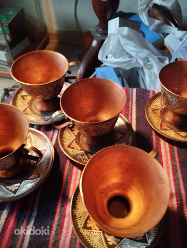 Медные кофейные чашки и подставки (фото #2)