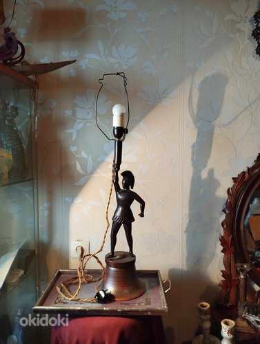 Старинная деревянная настольная лампа ручной работы, уникальная (фото #2)