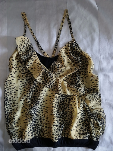 Guess top