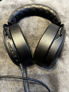 CORSAIR HS50 PRO (7 фото из 7)