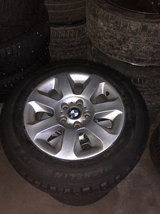 X-ice north 4, 215/60/16 (2 foto / 7)