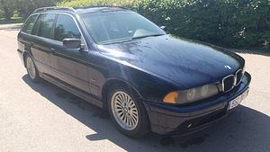BMW e39 2.5 120kw diesel (2 foto / 8)