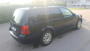 Vilkswagen golf 4 1.9 81kw diesel 2002a (3 foto / 8)