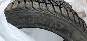 235/55 r17 Kumho Talverehvid (5 foto / 5)