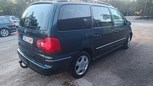 Volkswagen Sharan Facelift (3 foto / 10)