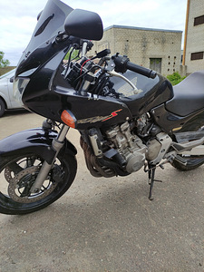 Honda hornet CB 600s (1 foto / 10)