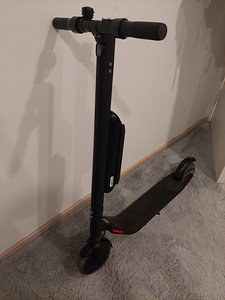 Elektritõukeratas ninebot (1 foto / 3)