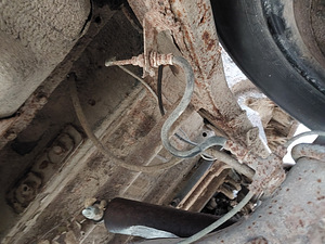 Toyota land cruiser HJ60 (7 foto / 7)