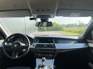 BMW f10 530xd 2016 (7 foto / 14)