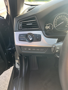 BMW f10 530xd 2016 (9 foto / 14)