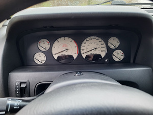 Jeep Grand Cherokee WJ (13 foto / 15)