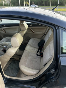 Volkswagen Passat 1.8t 1999 (6 foto / 7)
