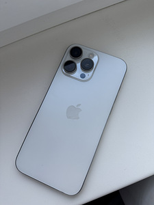 iPhone 16 Pro Max 256GB White Titanium BH 92% (1 foto / 5)