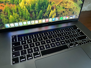 MacBook Pro 16 2019 (2 фото из 7)