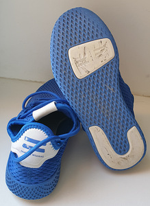 Tossud Adidas (3 foto / 3)