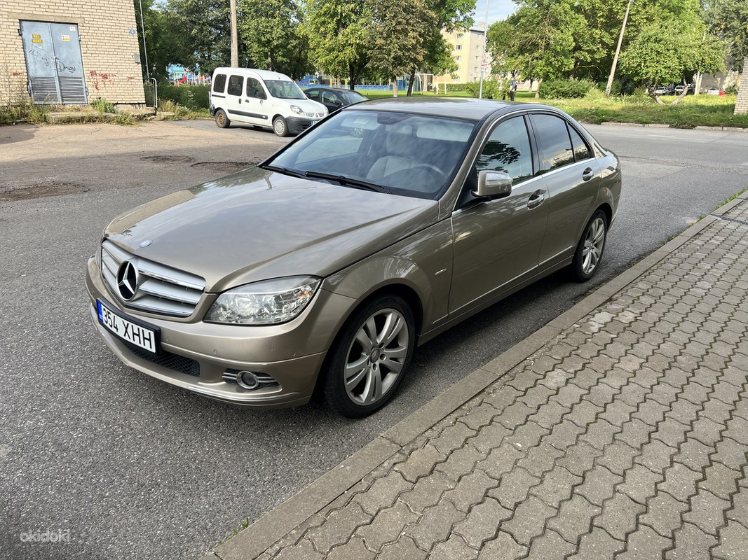 Мерседес с220 2010