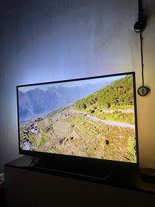 Õhuke 4K UHD LED Smart TV televiisor teler telekas (1 foto / 1)