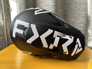Krossikiiver FXR 6D ATR-2, suurus L (6 foto / 10)
