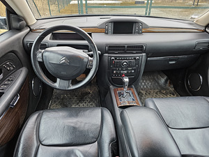 Citroën C6 Exclusive (8 foto / 11)