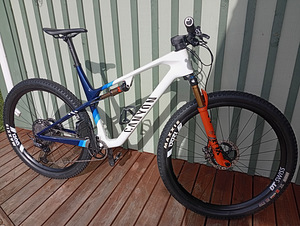 CANYON MTB Lux World Cup CFR jalgratas (2 foto / 7)