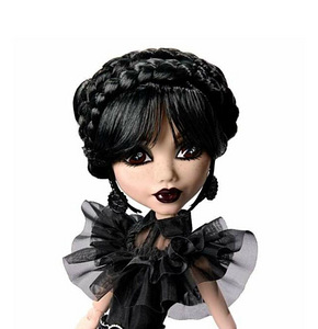 Кукла Monster High - Уэнсдэй Аддамс (3 фото из 3)
