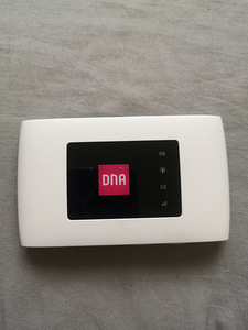 4G Taskuruuter ZTE MF920V Võrguvaba (3 foto / 3)