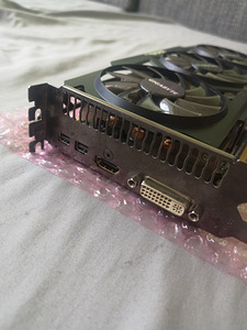 Gigabyte Windforce GV-R928XOC-3GD (3 foto / 4)