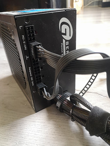 Seasonic SSR-750RM Active PFC F3 750W 80 PLUS Gold ATX12V (3 foto / 4)