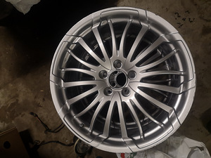 18" 5x108 Valuveljed (6 foto / 8)