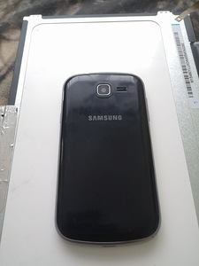 Samsung Galaxy Trend Lite (2 foto / 3)