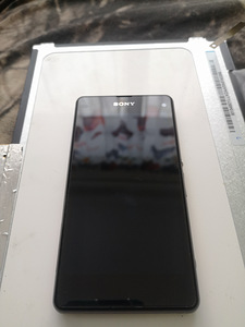 Sony Xperia Z1 Compact (1 foto / 3)