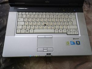 Fujitsu Lifebook E780 i3, 4GB,120GB SSD,5h aku (6 foto / 7)