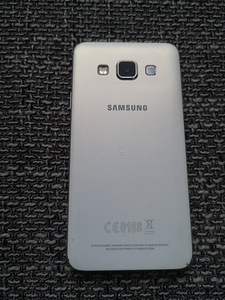 Самсунг А3 (2 фото из 5)